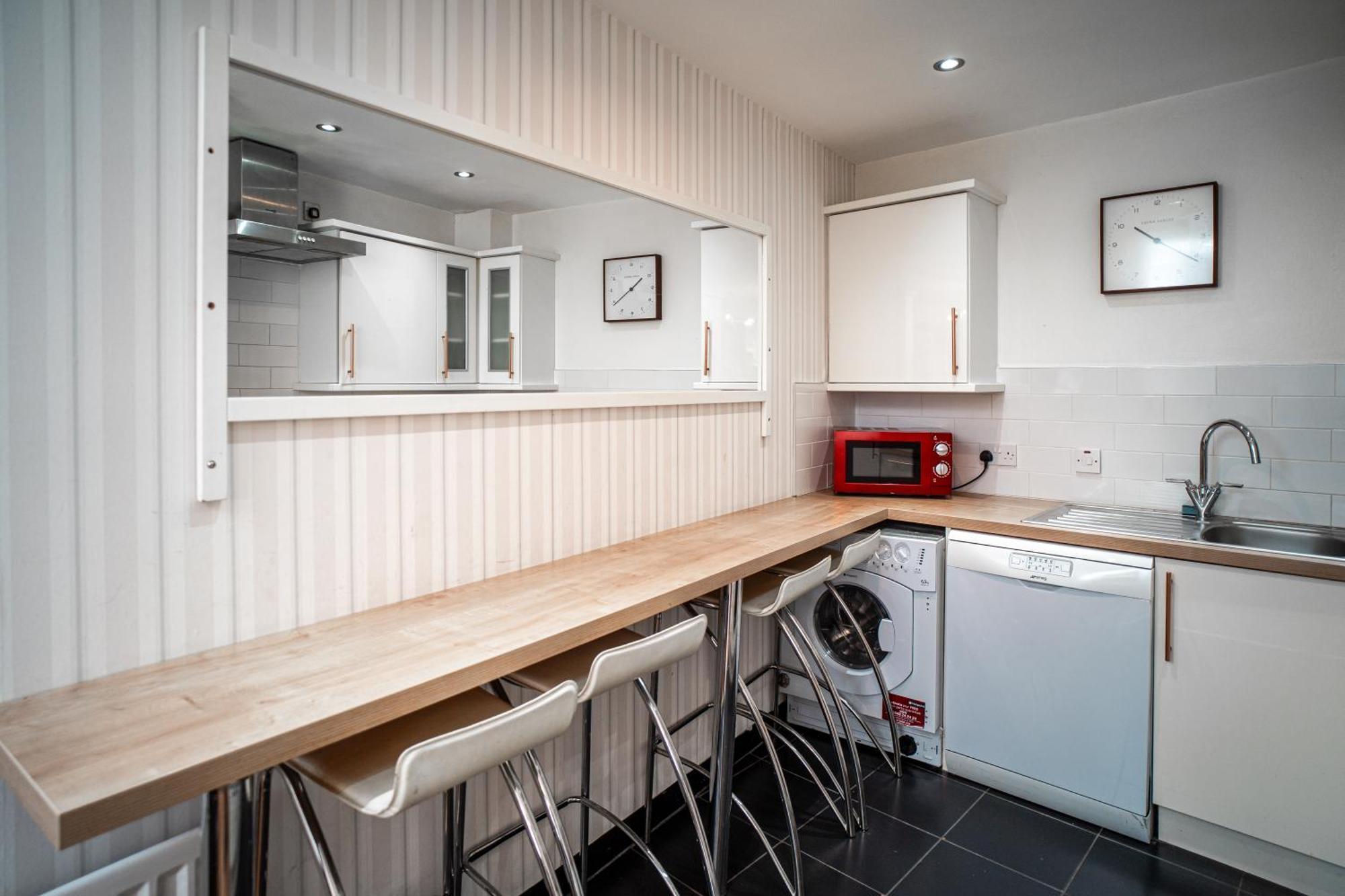 3 Bedroom Central Apartment In Belfast City Centre Esterno foto